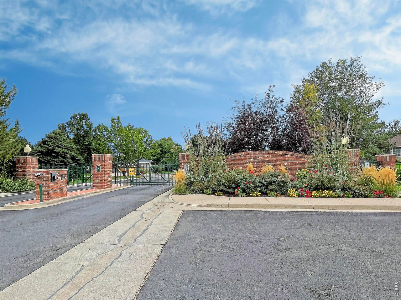 Property Photo 50 Lots of Privacy in This Gated Community