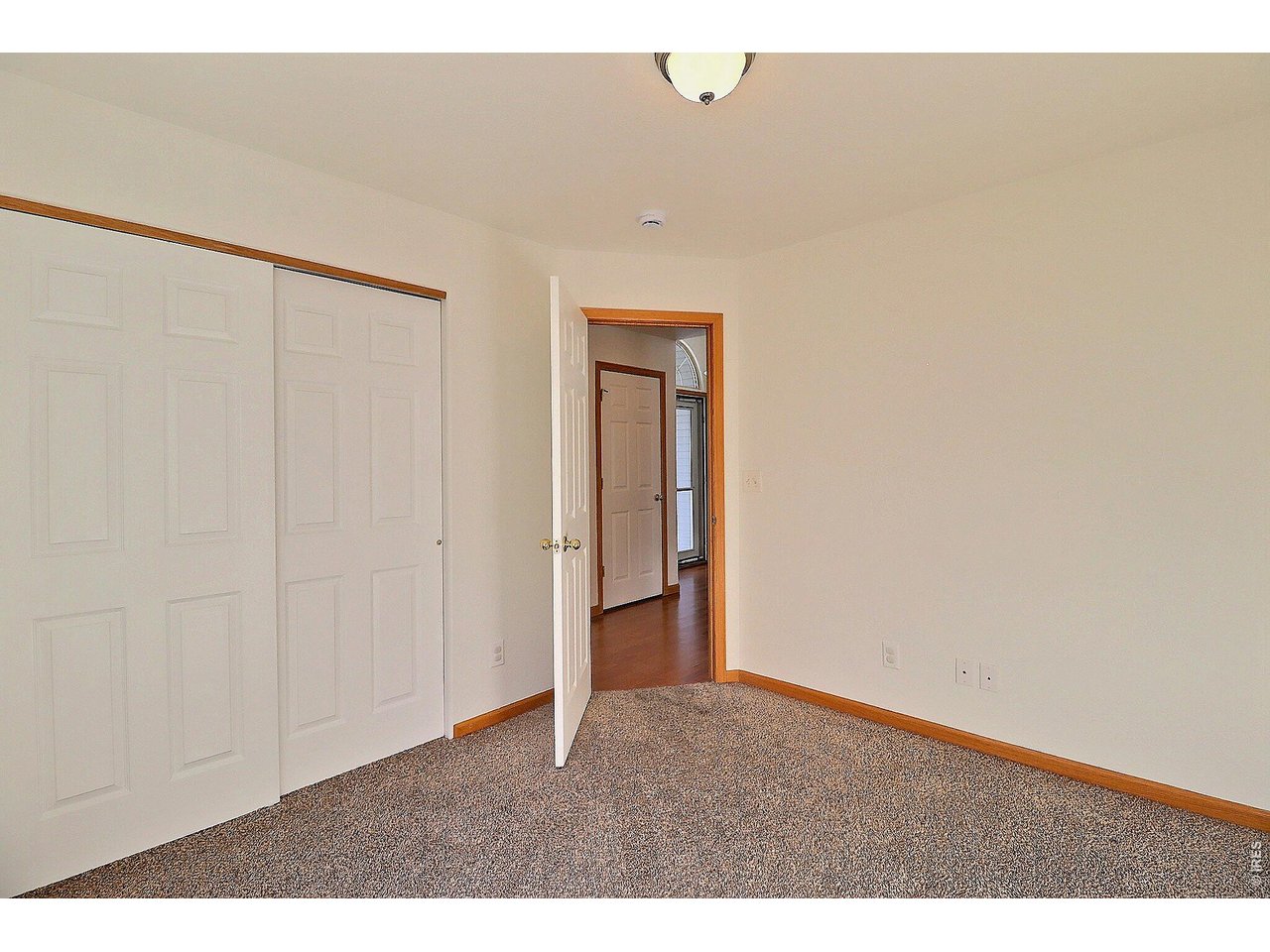 Property Photo 21 Bedroom 2
