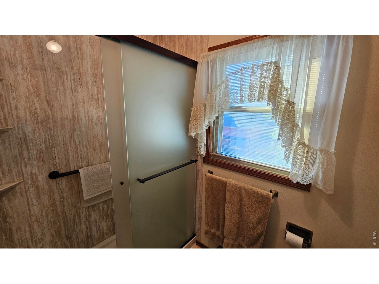Property Photo 18 Upper 3/4 bathroom