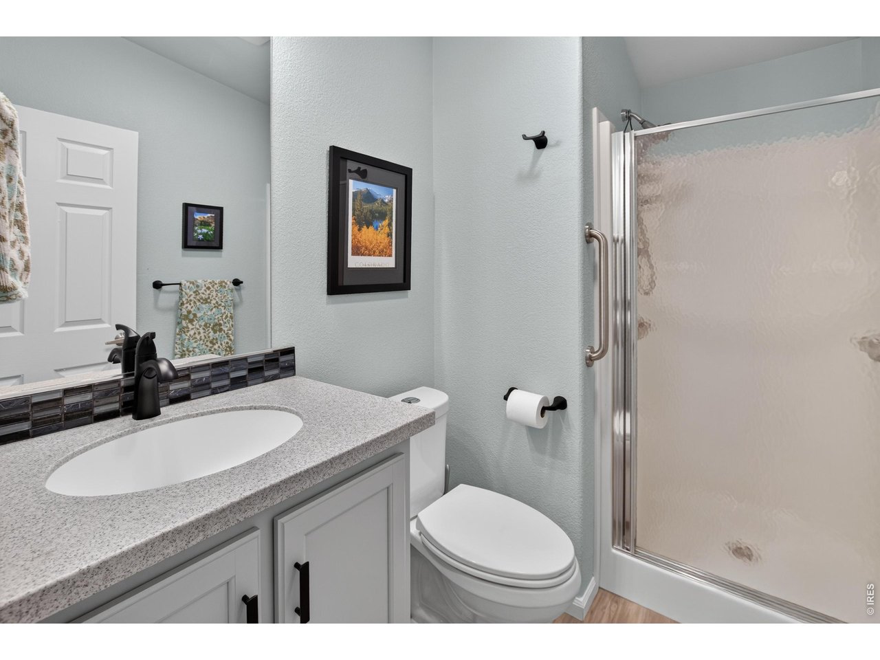 Property Photo 17 Guest Bathroom