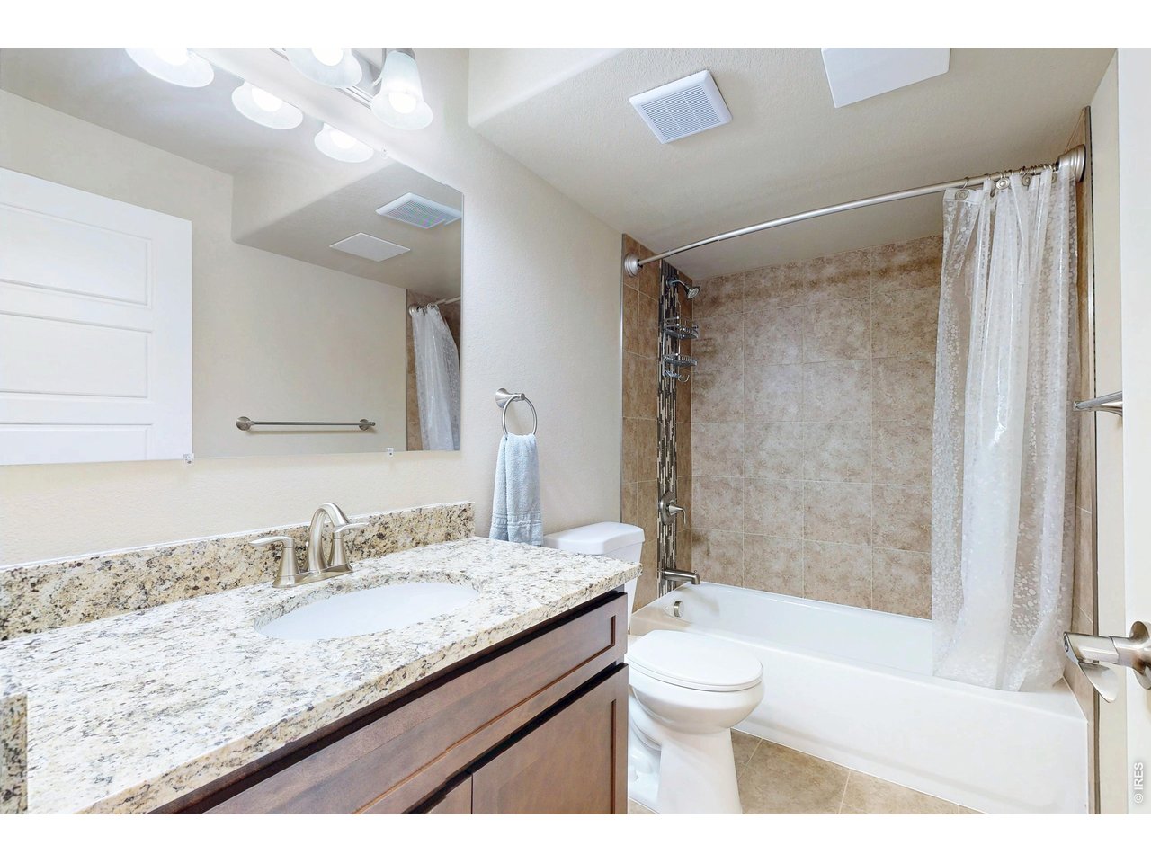Property Photo 39 Full bath in basement