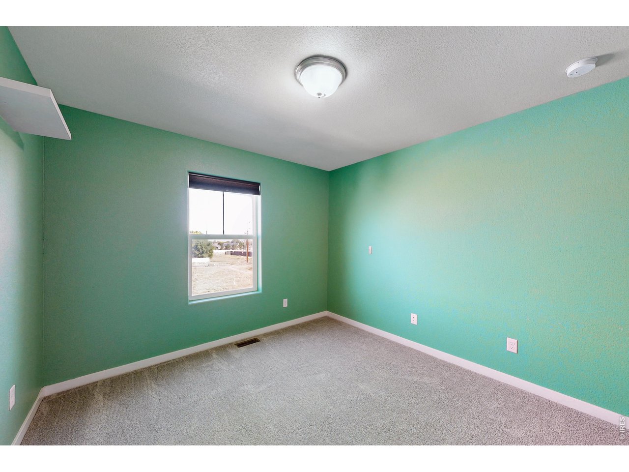 Property Photo 31 Bedroom 3