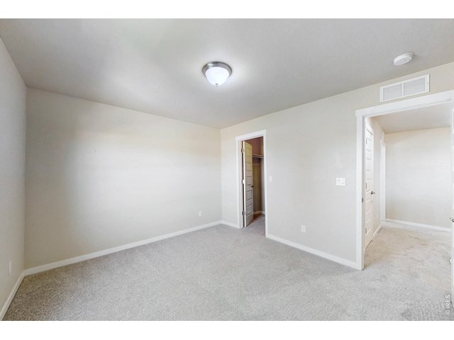 Property Photo 33 Bedromm 4