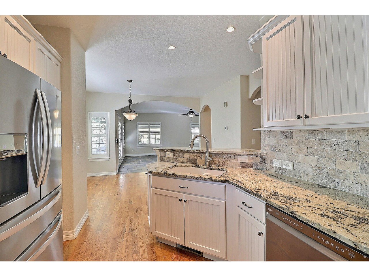 Property Photo 14 Stainless Appliances