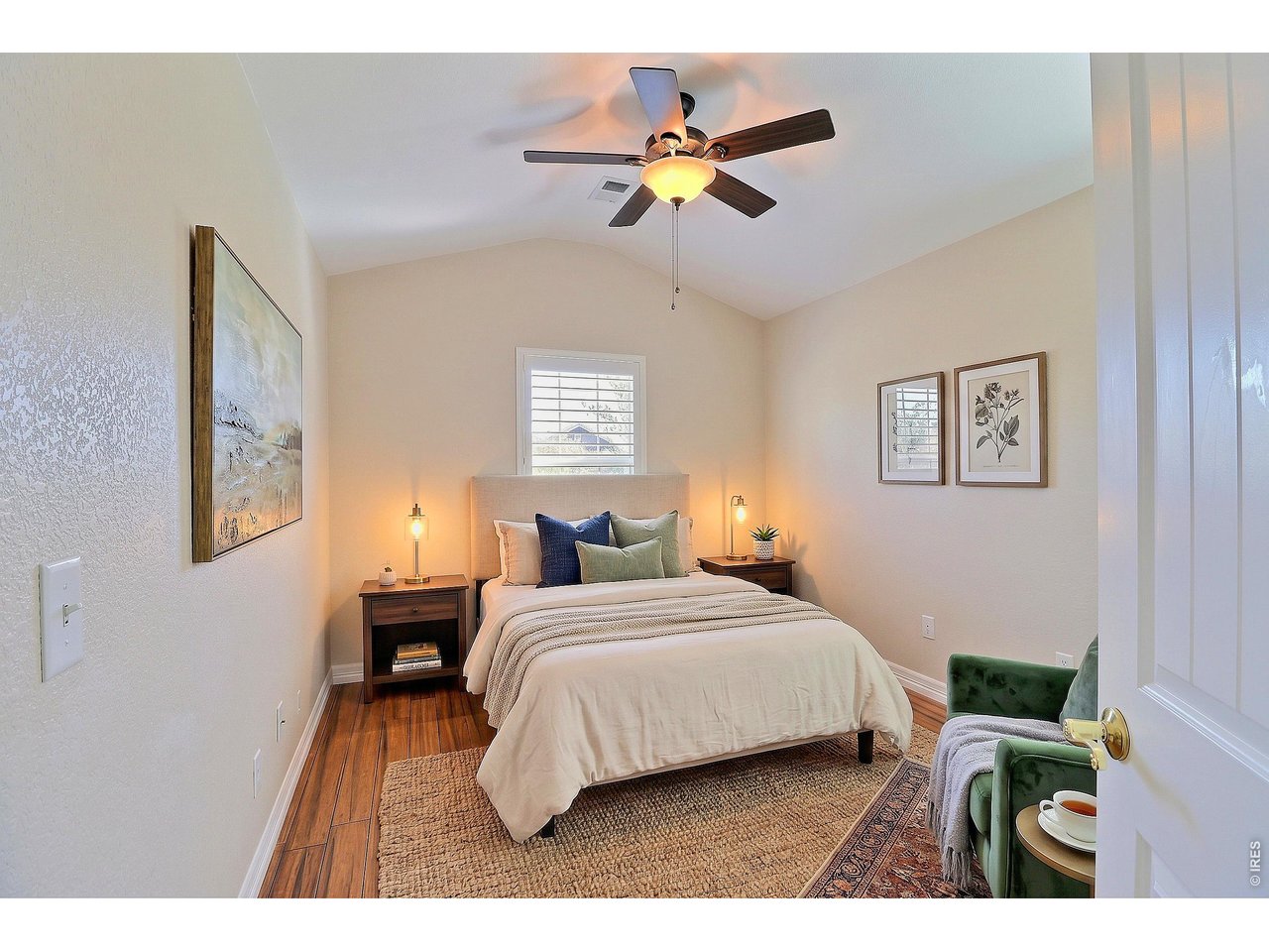 Property Photo 31 Upstairs Bedroom 3-Staged