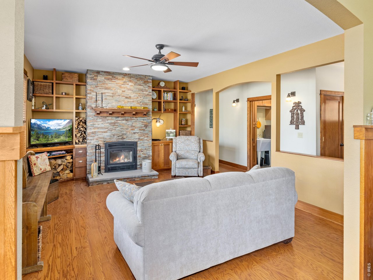 Property Photo 14 Wood burning fireplace insert