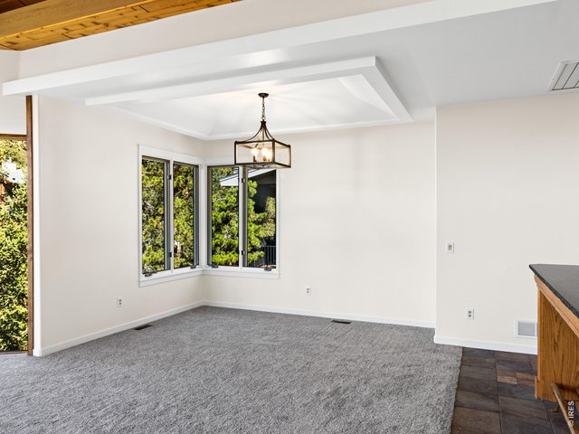 Property Photo 12 Dining Room