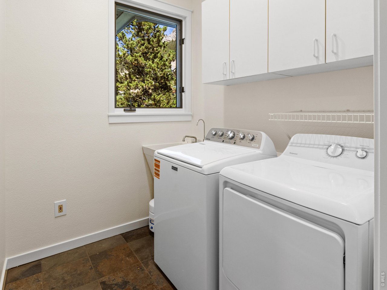 Property Photo 46 Laundry