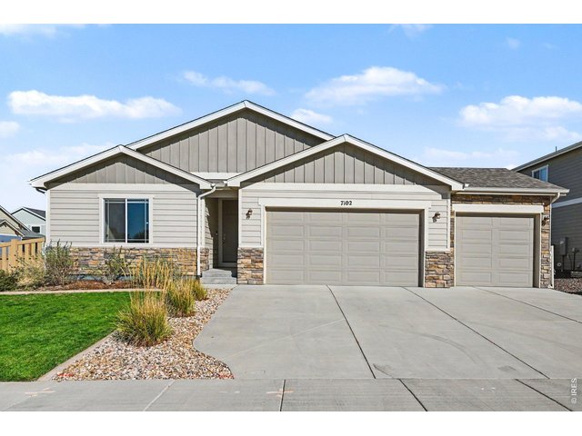Property Photo 1 Welcome to your new home - 7102 Silver Ct!