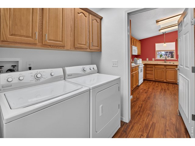 Property Photo 13 Washer Dryer Included