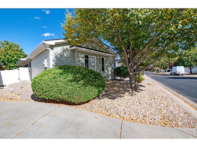 Property Photo 3 Front West side