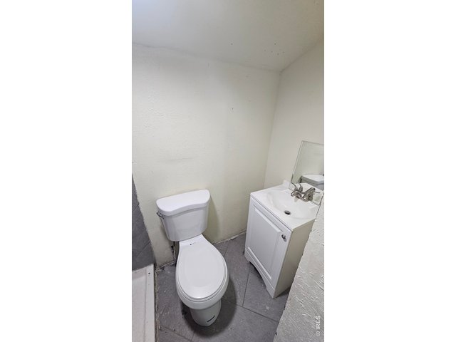 Property Photo 16 Unit D bathroom