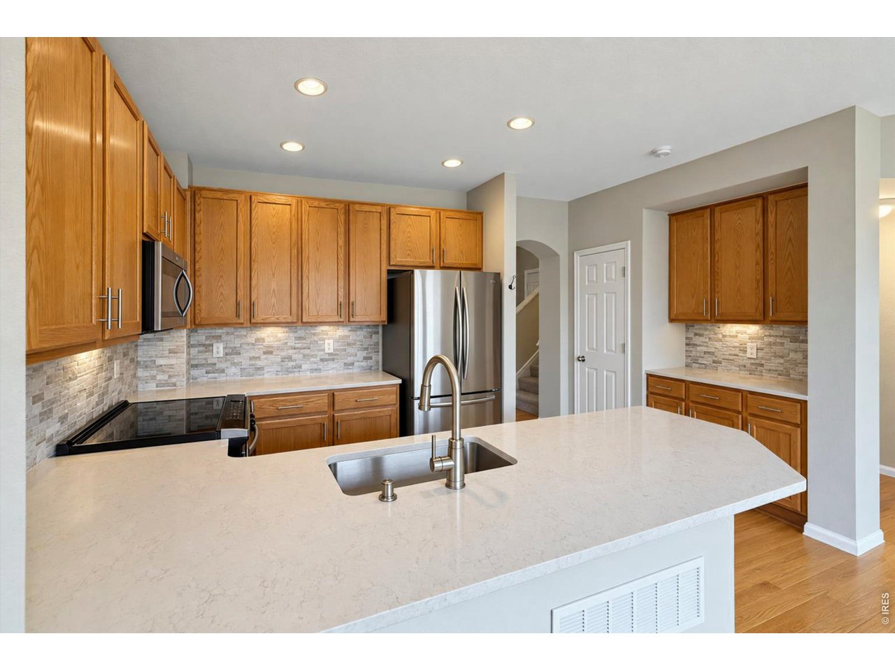 Property Photo 11 Quartz counters