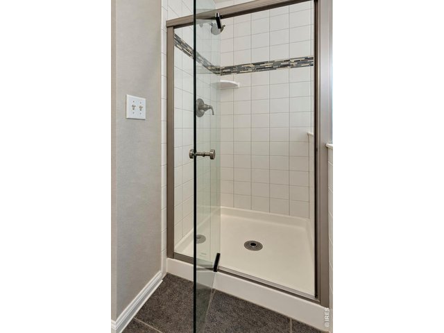 Property Photo 25 Primary Bath