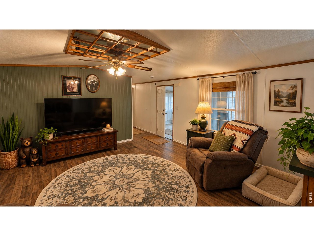 Property Photo 6 Virtually Staged - Livingroom