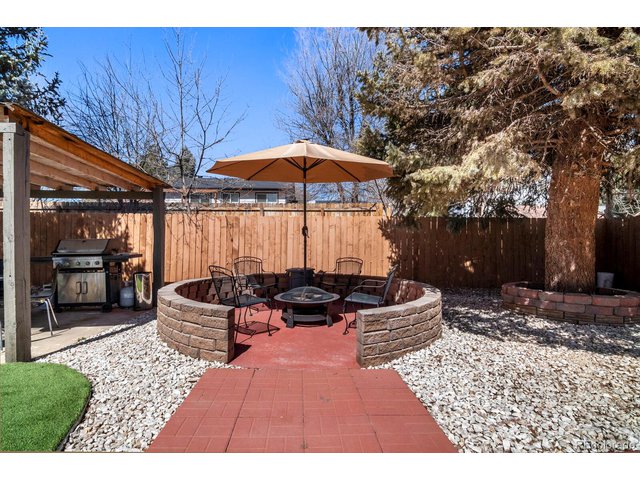 Property Photo 7 New fire pit to enjoy lovely nights !