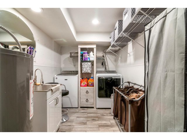 Property Photo 28 Laundry room in the basement !