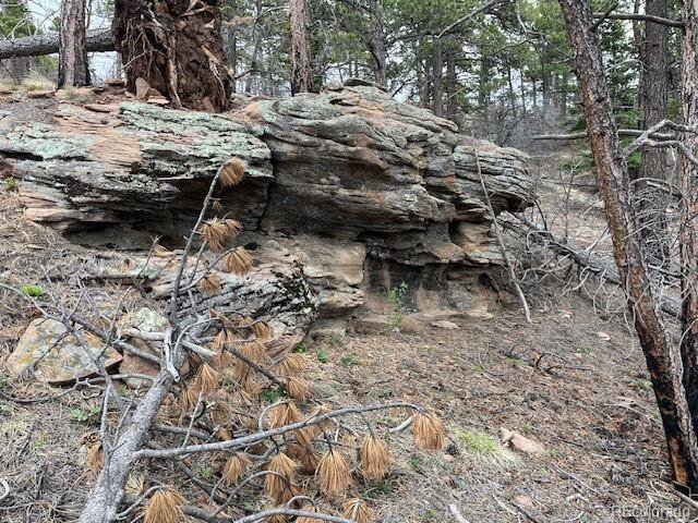 Property Photo 14 Interesting rock outcropping