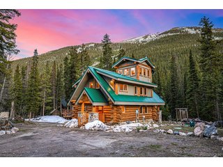 50 Pine St Empire, CO 80438