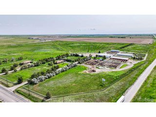 1614 N Manila Rd Bennett, CO 80102