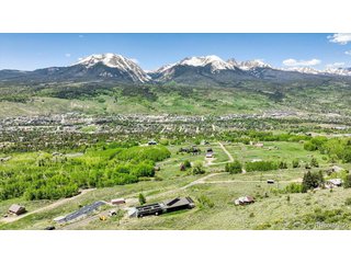391 Z Rd Silverthorne, CO 80498