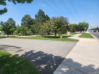 151 Potomac St Aurora, CO 80011