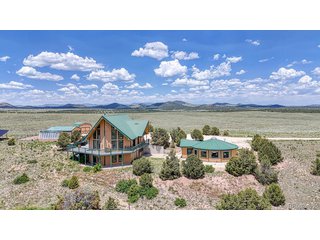 895 Acorn Rd Cotopaxi, CO 81223