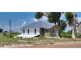 420 E 2nd St Julesburg, CO 80737