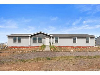 54435 County Road 21 Carr, CO 80612