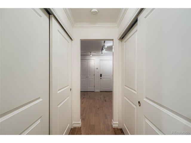 Property Photo 22 Hallway from the bathroom back to studio