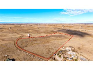 44145 E Iliff Trl Bennett, CO 80102