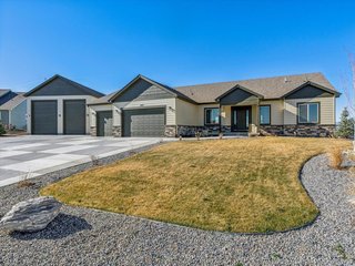 3643 Crested Owl Ct Dacono, CO 80514