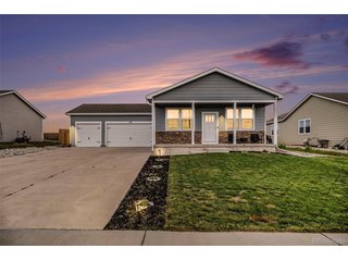 192 S 4 Ave Deer Trail, CO 80105