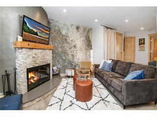 4192 Spruce Way 109A Vail, CO 81657