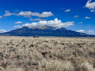 21 Lamar Rd Blanca, CO 81123