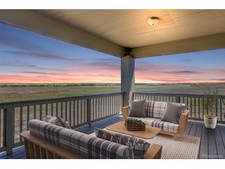 45425 Wolf Creek Dr Bennett, CO 80102