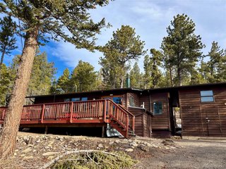 34089 Lyttle Dowdle Dr Golden, CO 80403