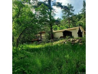 8946 Central Ave Beulah, CO 81023