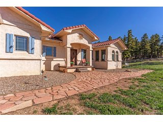 8760 Ridge Rd Beulah, CO 81023
