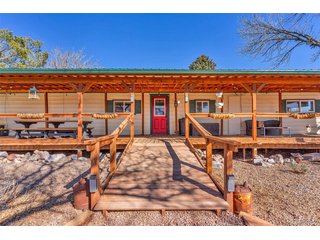 1144 4th St Penrose, CO 81240