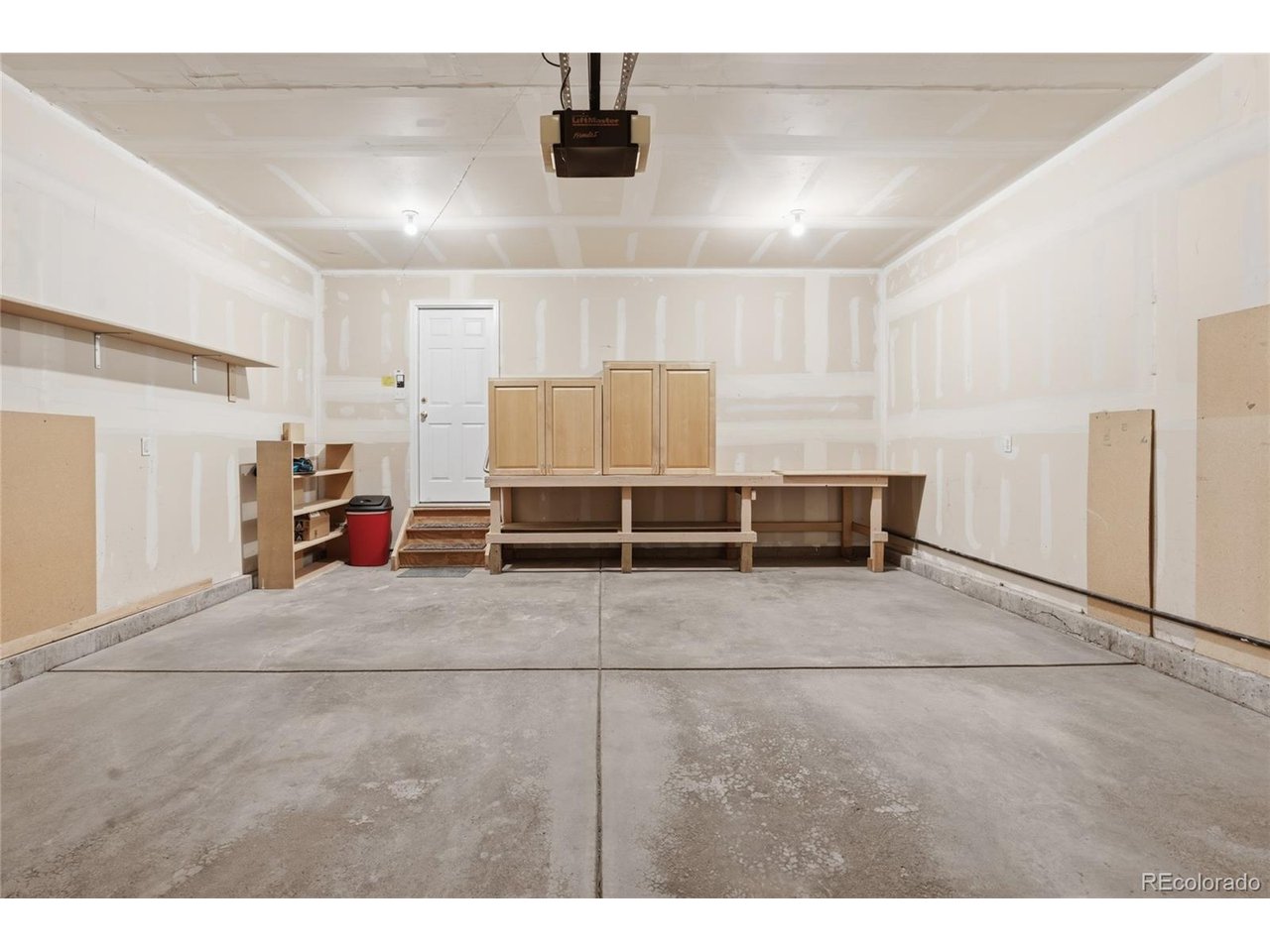 Spacious 2-car garage