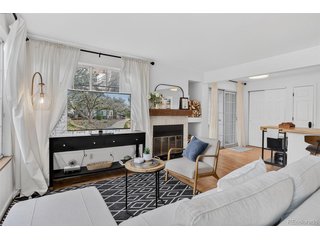886 S Reed Ct E Lakewood, CO 80226