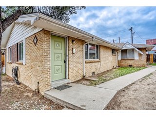 1231 Akron St Aurora, CO 80010