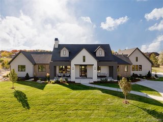 6816 Goldbranch Dr Niwot, CO 80503