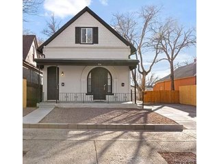 914 W 13th St Pueblo, CO 81003