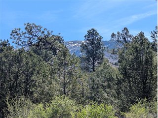 200 Mill Run Rd Mosca, CO 81146