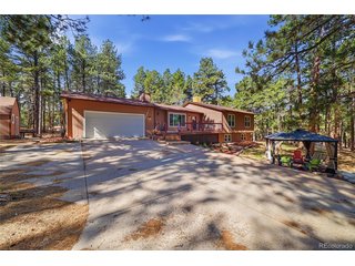 4724 Deer Trl Elizabeth, CO 80107