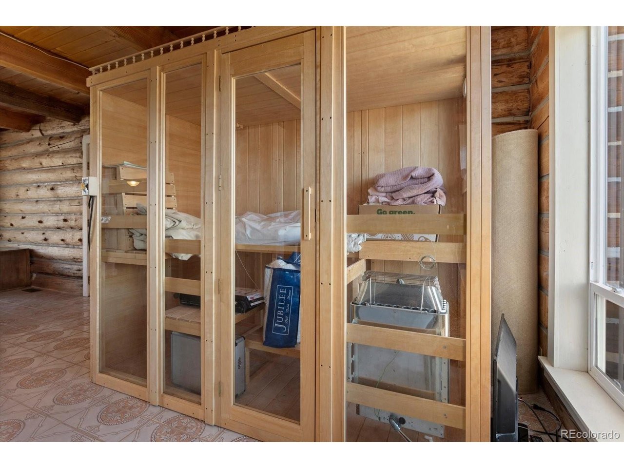 Laundry/Bonus Room/Access to attached In-Law Suite