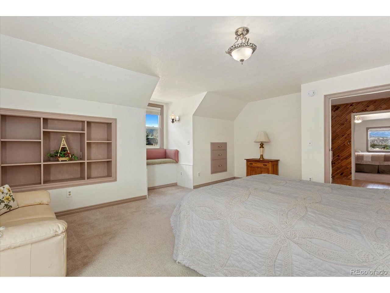 Bedroom #4 - Upstairs & Access to the rooftop deck and attached studio apartment