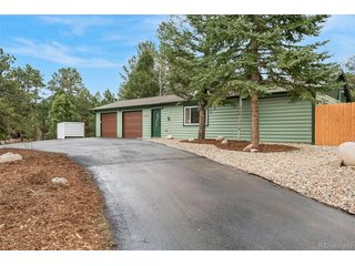 15632 Ray Dr Larkspur, CO 80118